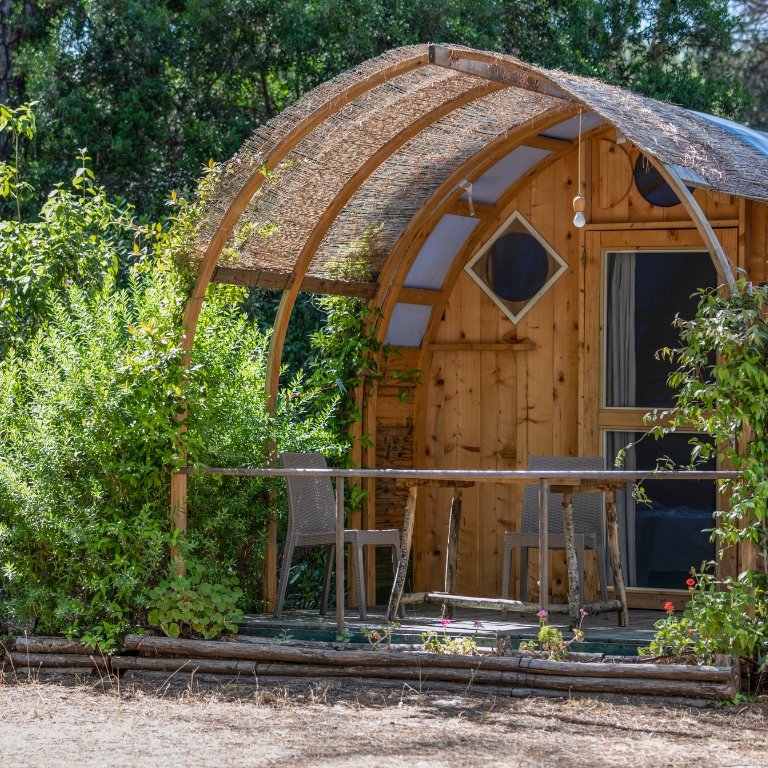 Furnished outdoor patio